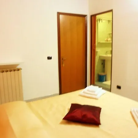 Royale Oda ve Kahvaltı