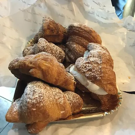 Oda ve Kahvaltı Royale