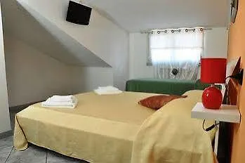 Royale Oda ve Kahvaltı