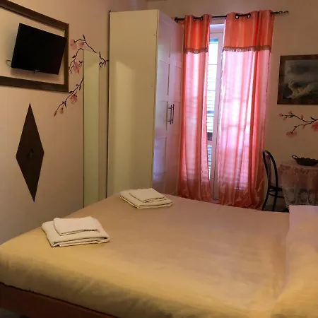 Oda ve Kahvaltı Royale *